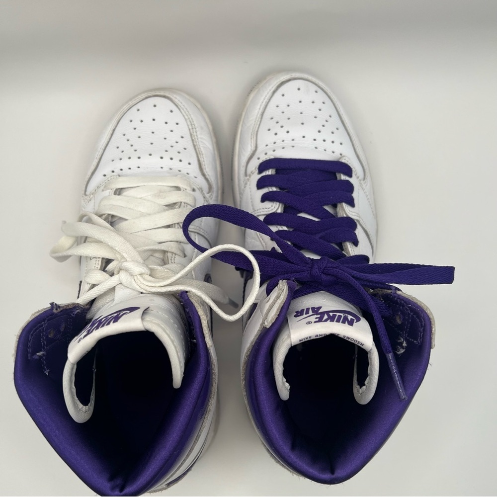 Women's Air Jordan 1 Retro High OG - Picture 5 of 9